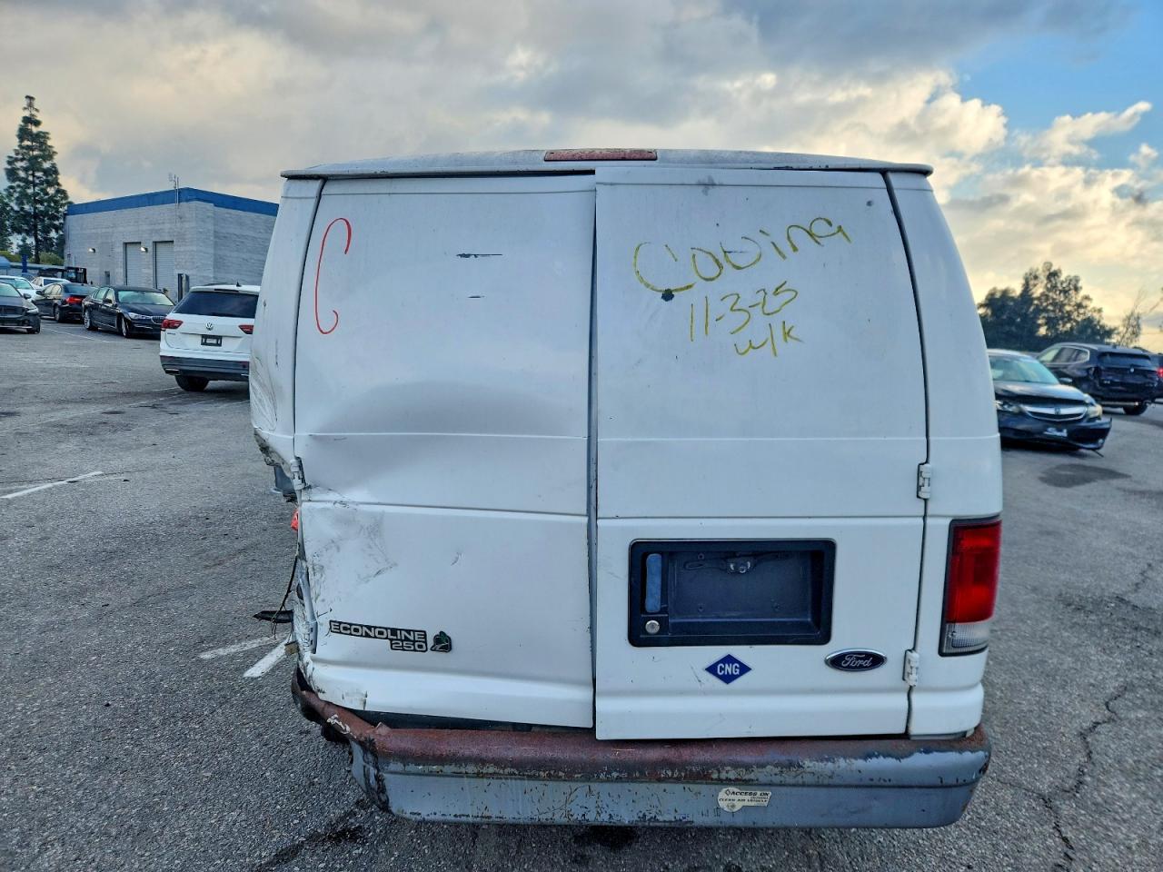 1998 Ford Econoline E250 Van - Фото 6