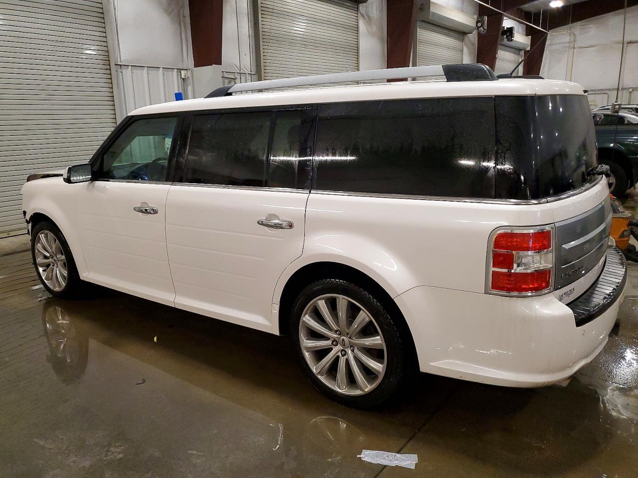 2019 Ford Flex Limited - Image 2