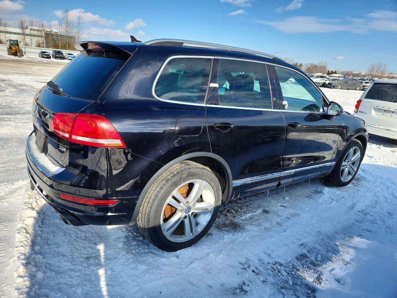 2014 Volkswagen Touareg Tdi - Image 3