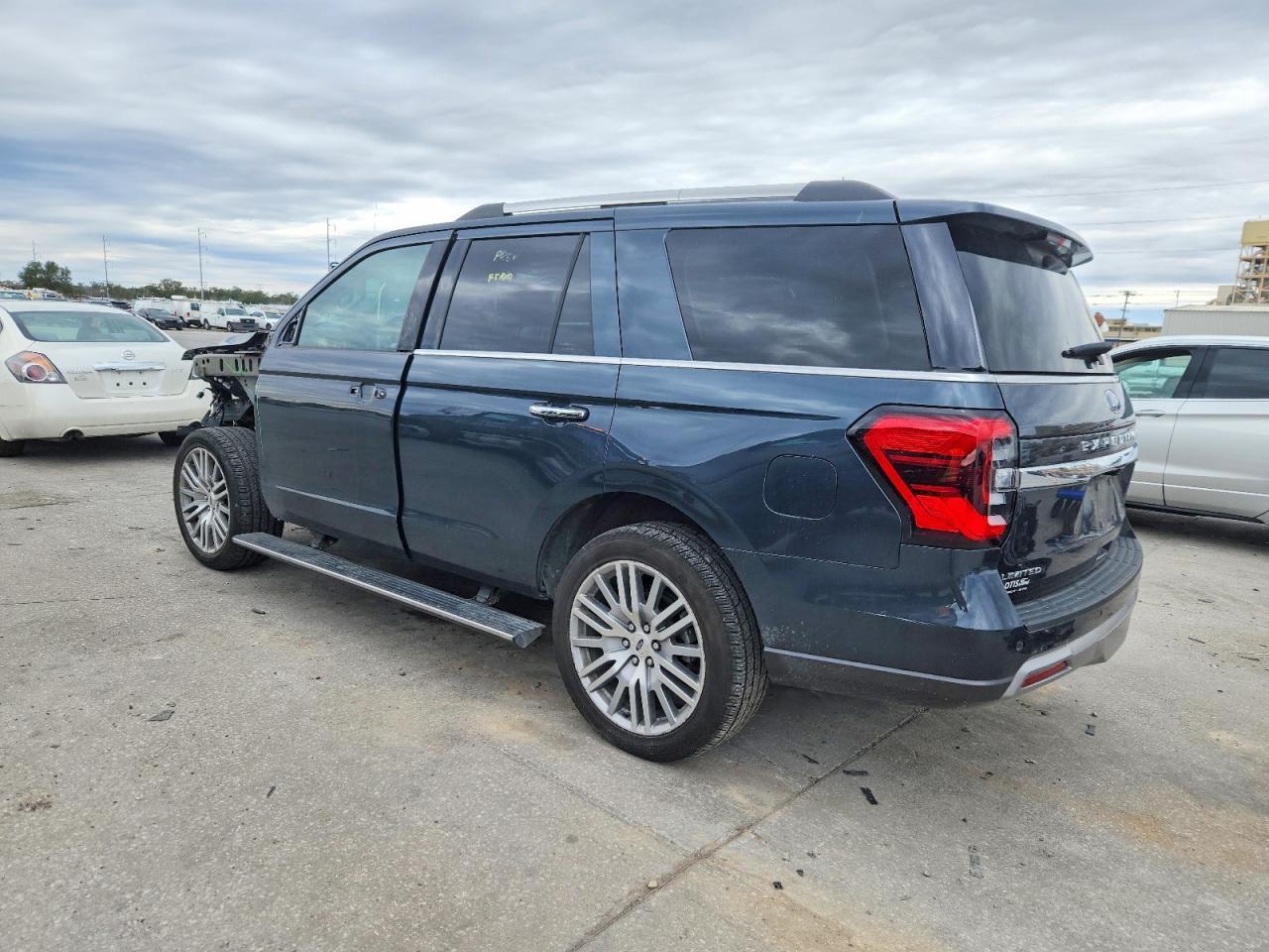2023 Ford Expedition Limited - Фото 2