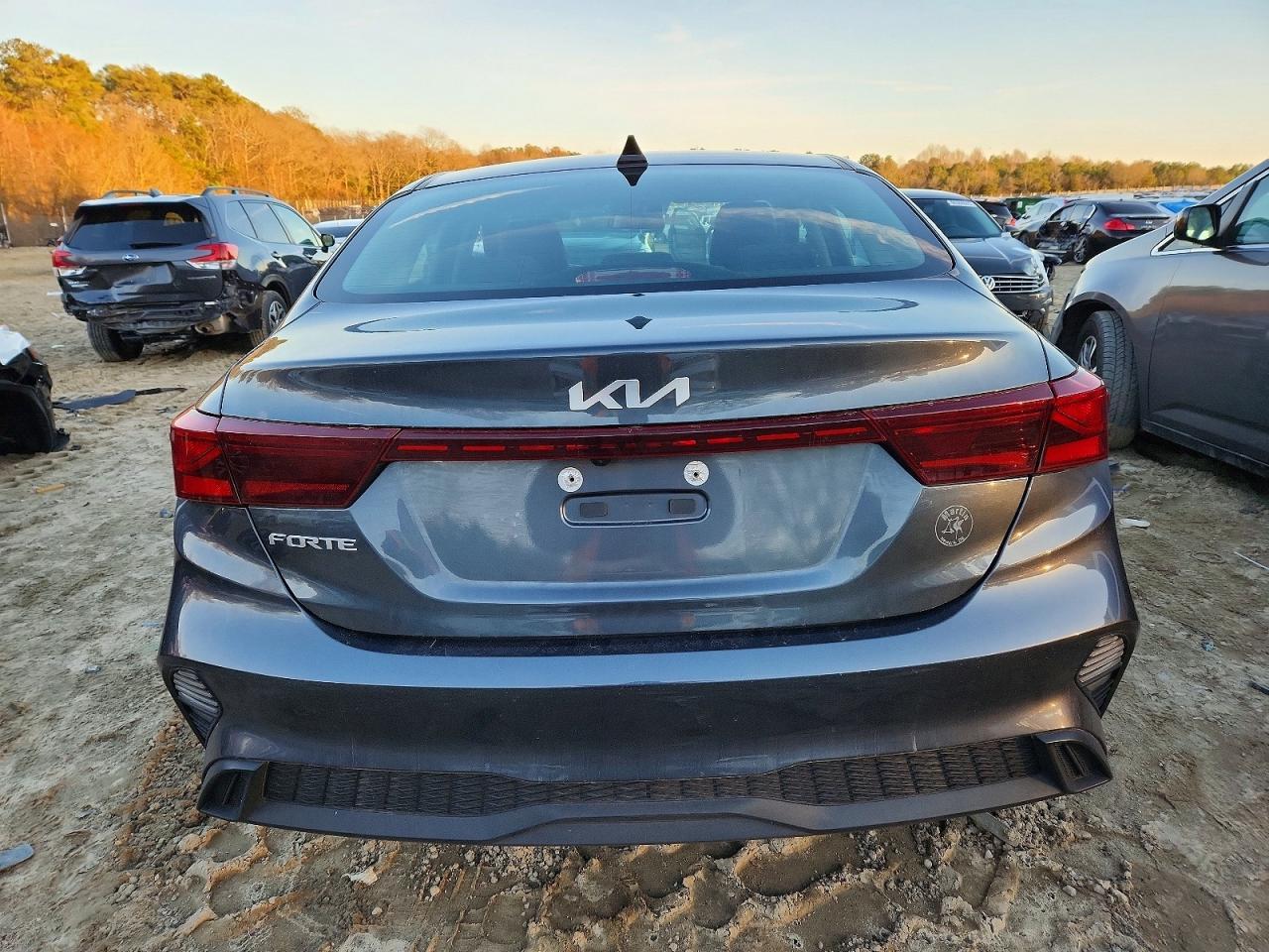 2022 Kia Forte Fe - Фото 6