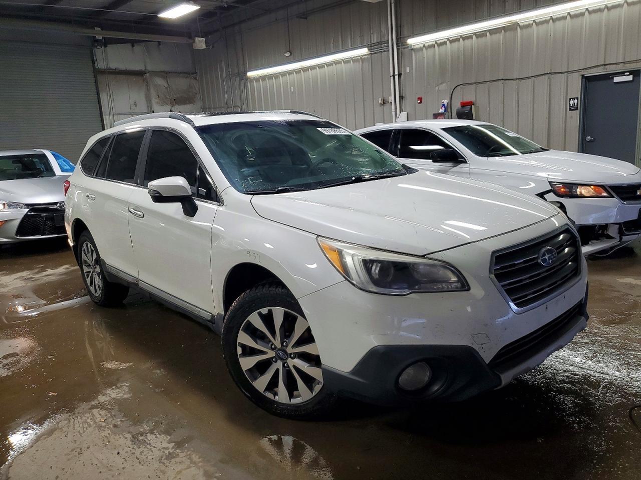 2017 Subaru Outback Touring - Фото 4