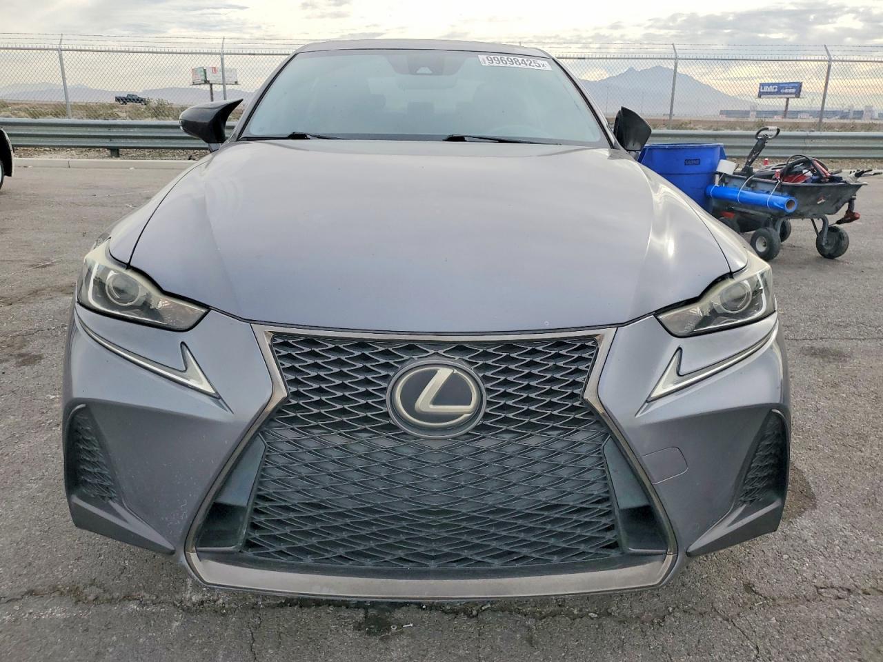 2017 Lexus Is 200T - Image 5