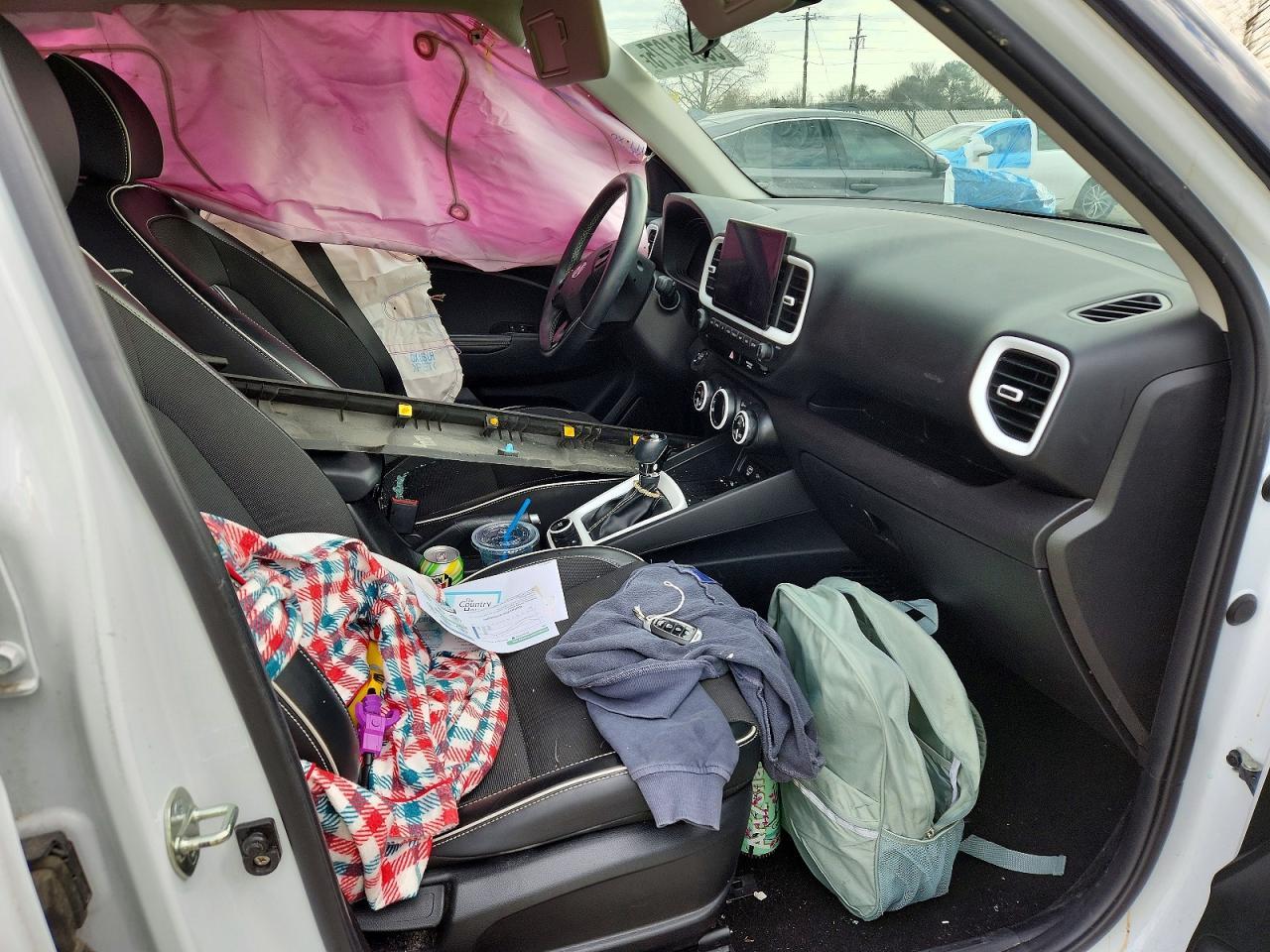 2023 Hyundai Venue Sel - Image 7