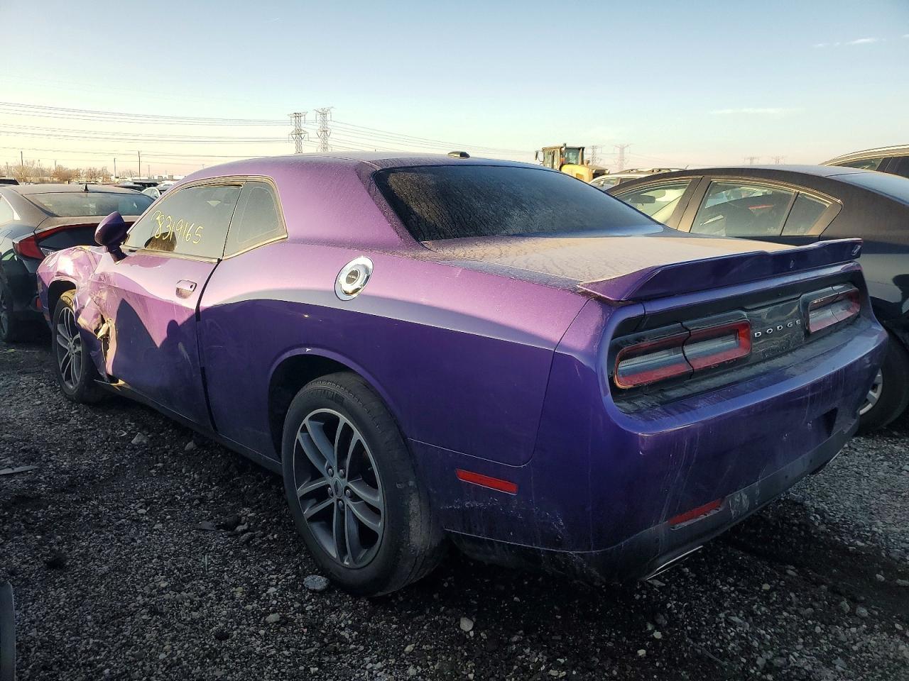2019 Dodge Challenger Sxt - Фото 2