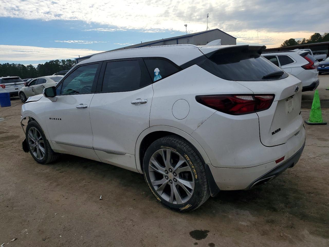 2021 Chevrolet Blazer Premier - Фото 2
