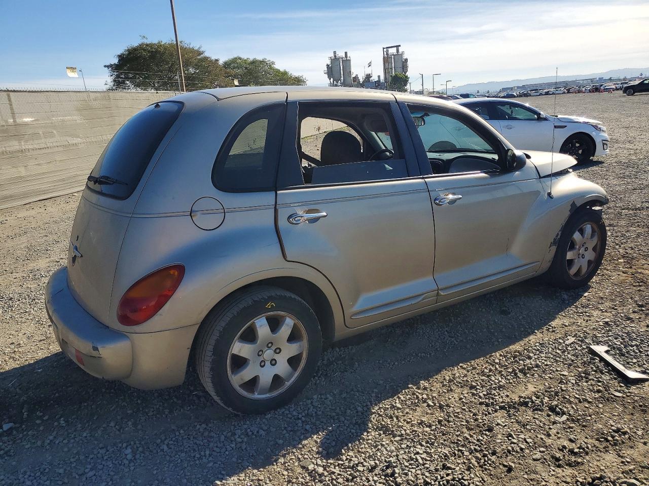 2004 Chrysler Pt Cruiser - Image 3