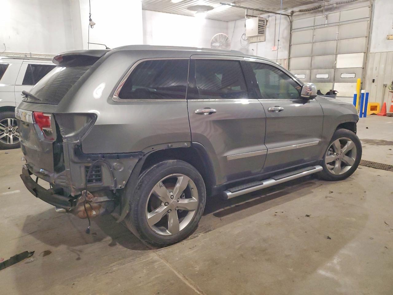 2012 Jeep Grand Cherokee Limited - Image 3