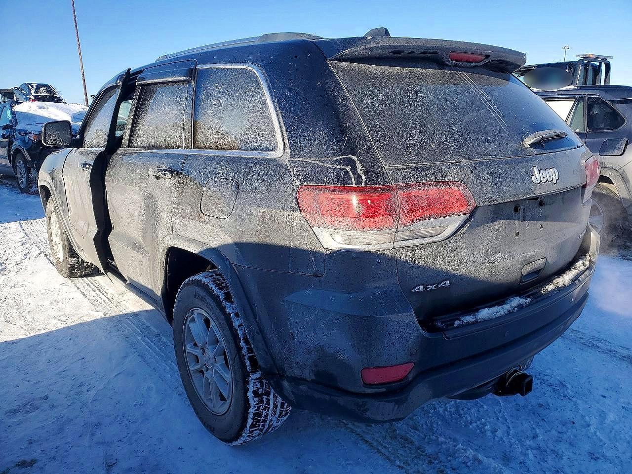 2020 Jeep Grand Cherokee Laredo - Image 2