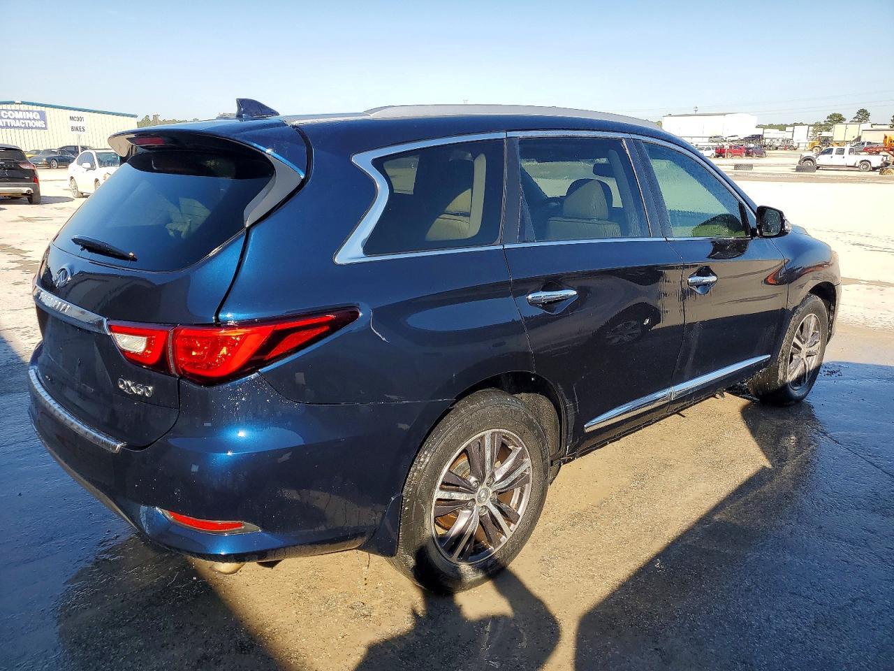 2020 Infiniti Qx60 Luxe - Image 3