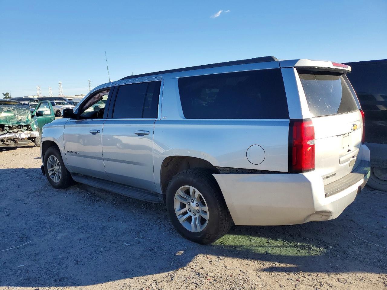 2020 Chevrolet Suburban K1500 Lt - Фото 2