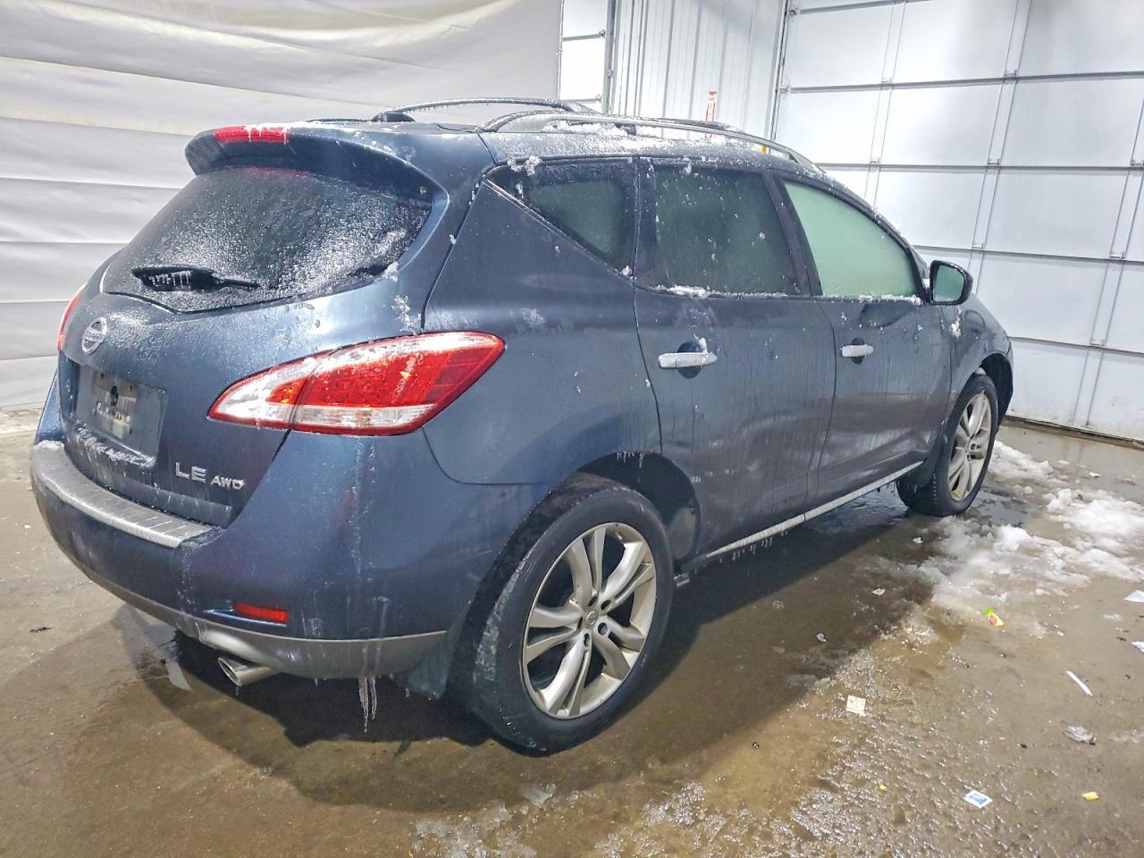 2011 Nissan Murano S - Фото 3