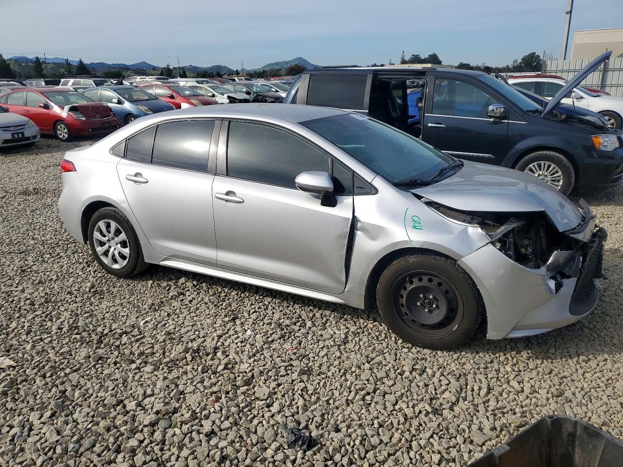2020 Toyota Corolla Le - Фото 4