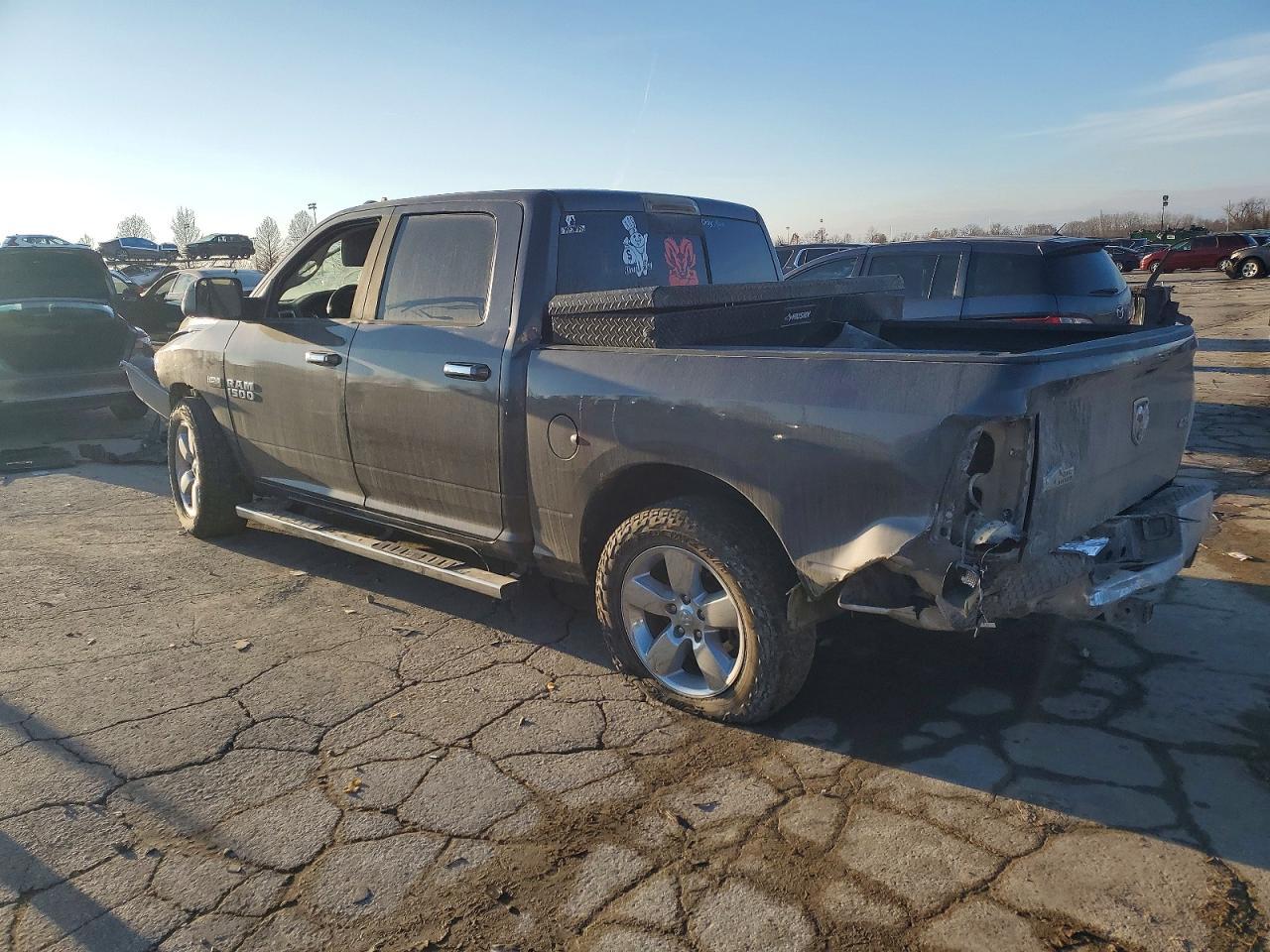 2016 Ram 1500 Slt - Фото 2