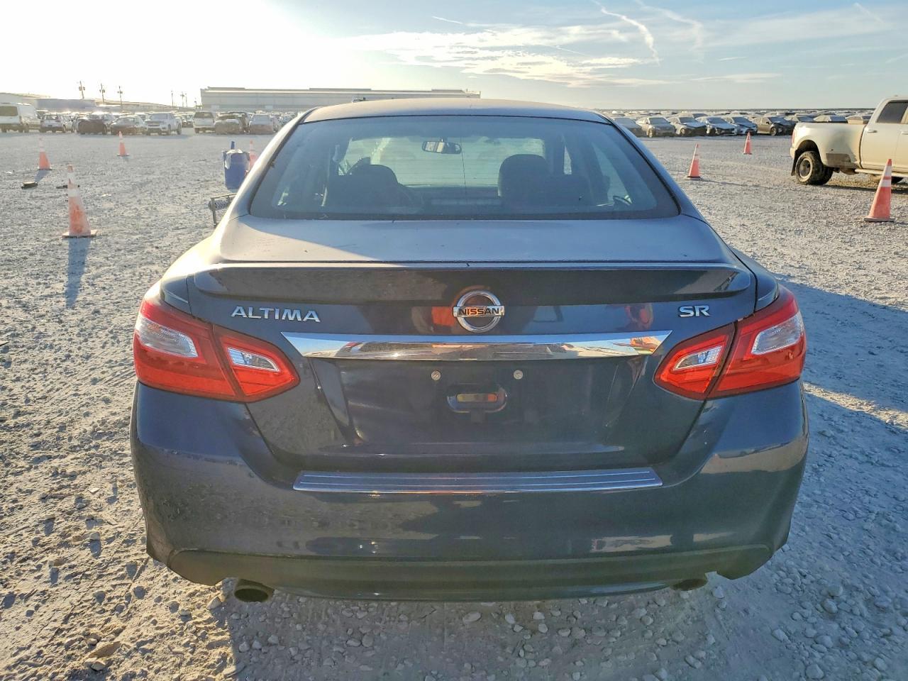 2016 Niss Altima 2.5 - Фото 6