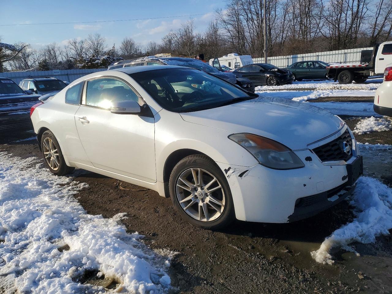 2008 Nissan Altima 3.5Se - Image 4