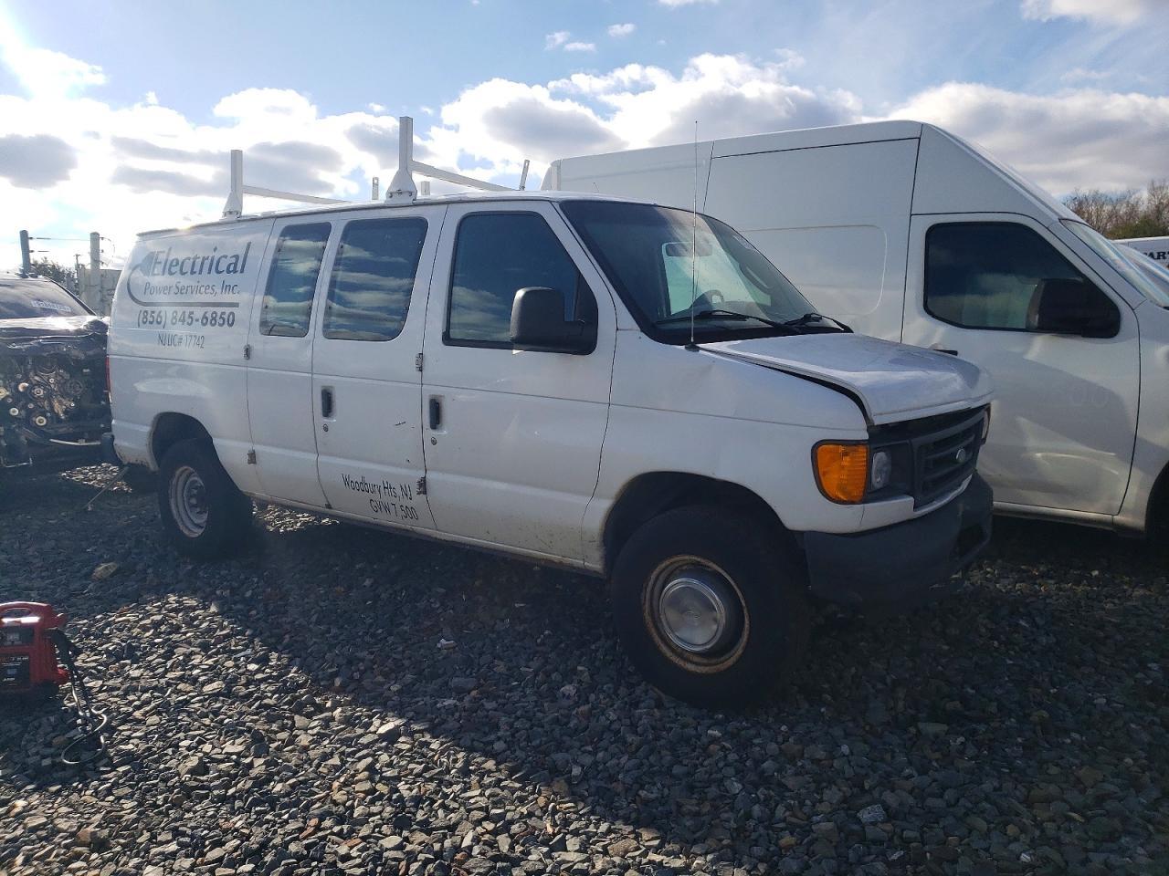 2004 Ford E250 Utility / Service Van - Фото 4