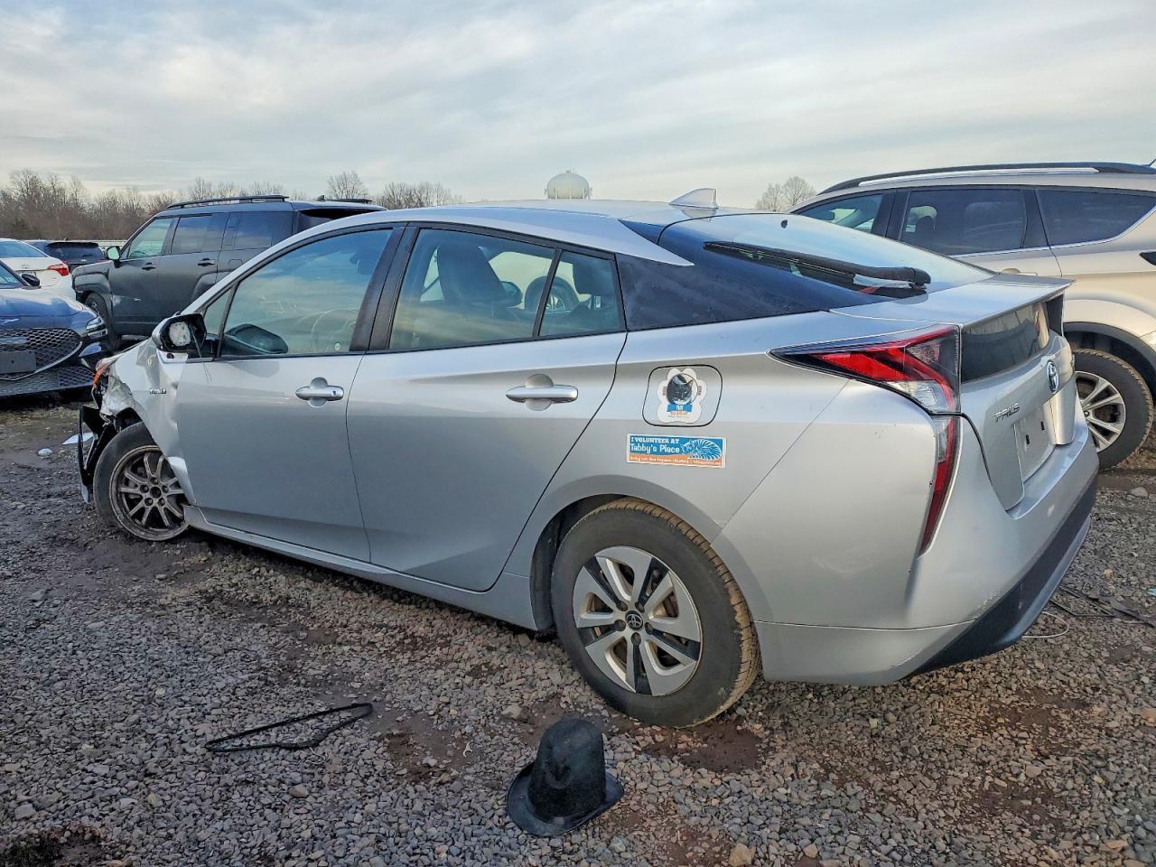 2016 Toyota Prius - Image 2