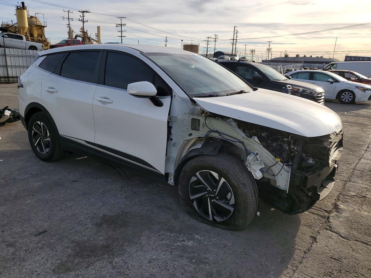 2023 Kia Sportage Hybrid Lx - Фото 4