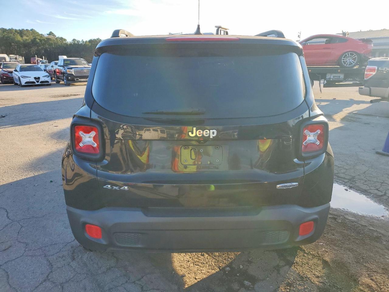 2017 Jeep Renegade Latitude - Фото 6