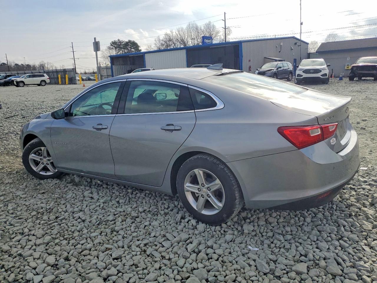 2024 Chevrolet Malibu Lt - Image 2