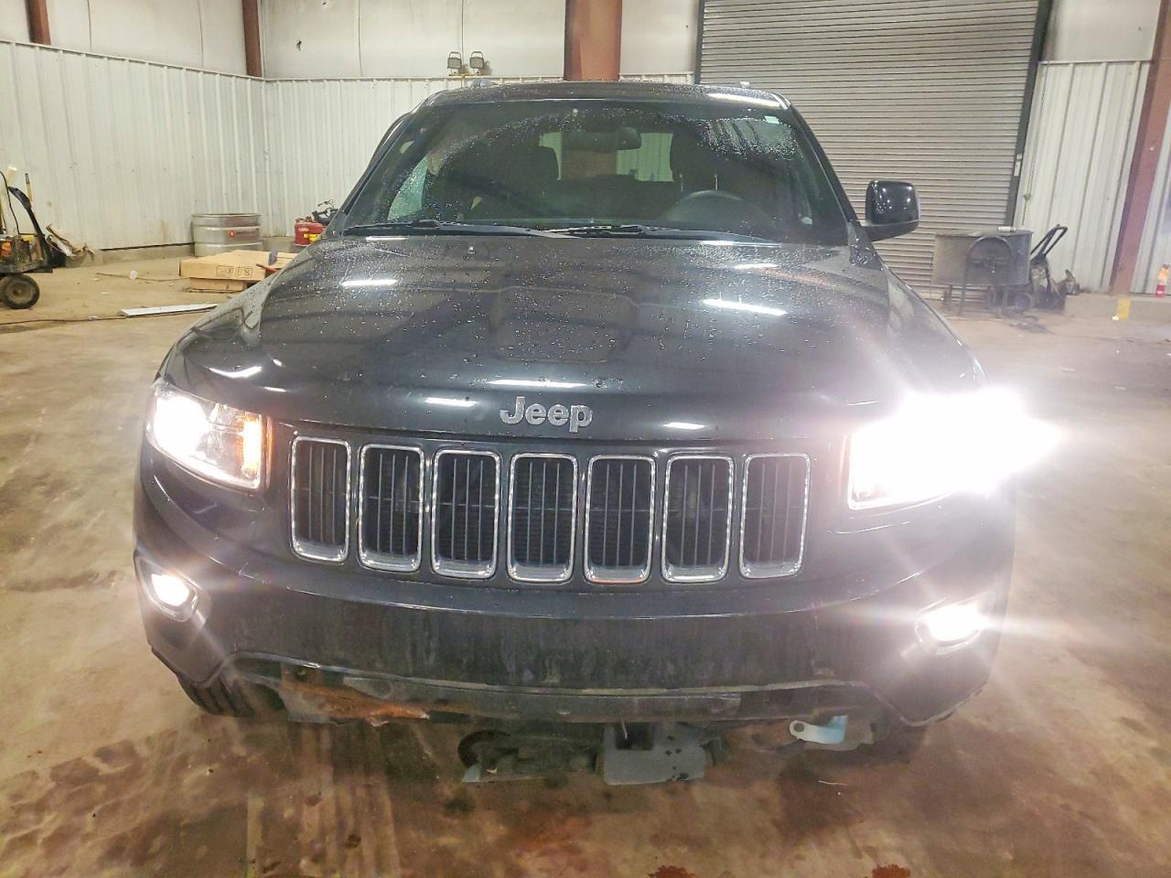 2015 Jeep Grand Cherokee Laredo - Image 5