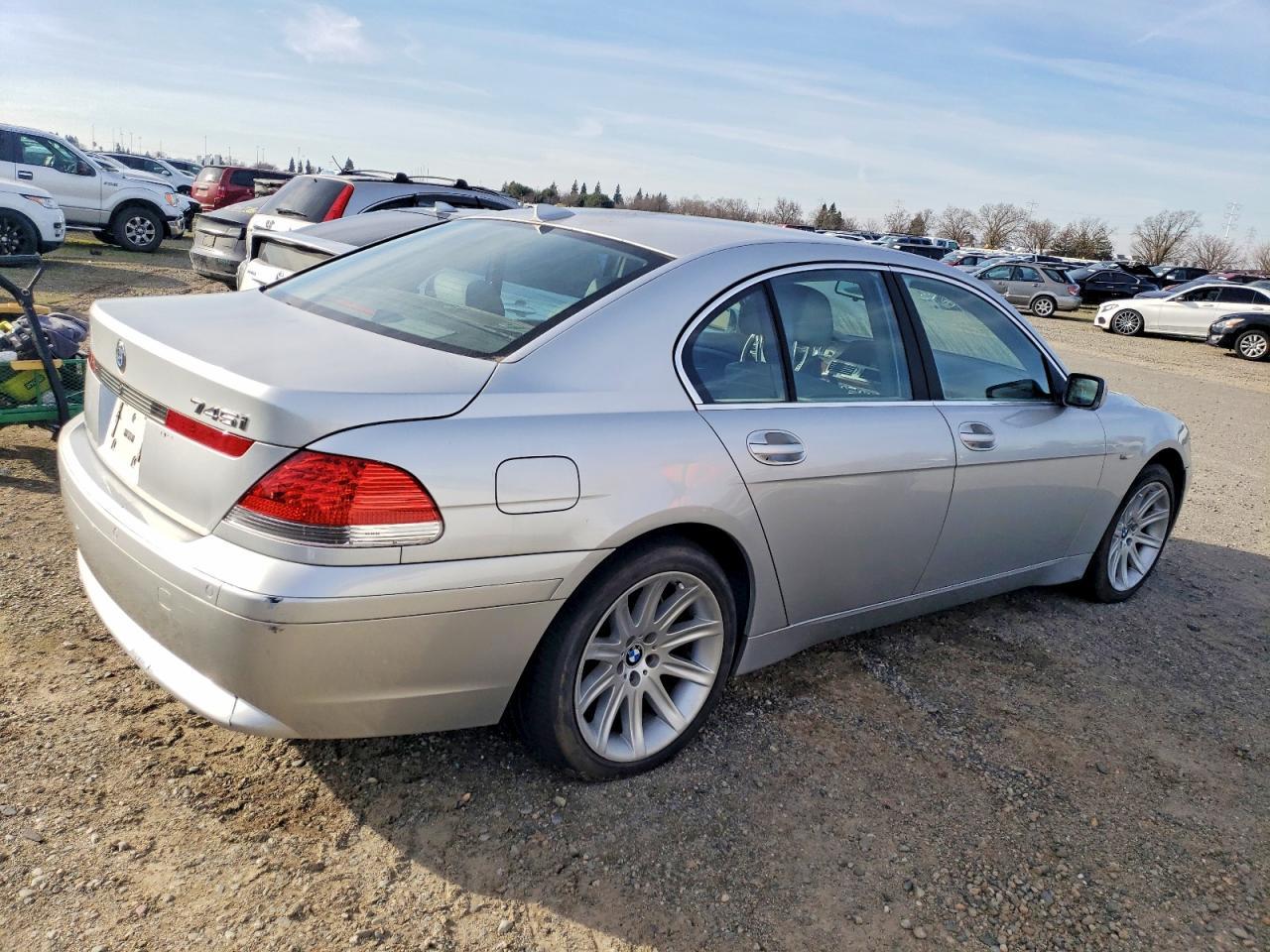 2002 BMW 745 I - Image 3