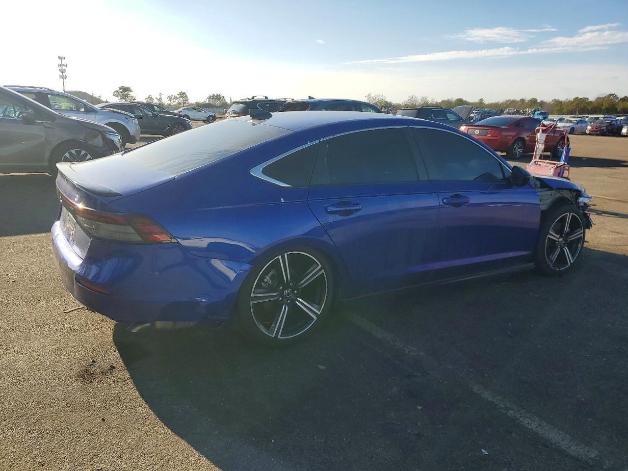 2025 Honda Accord Hybrid Sport - Фото 3