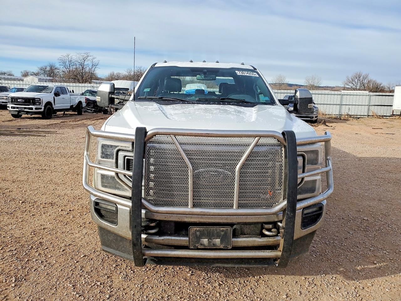 2022 Ford F350 Super Duty - Image 5