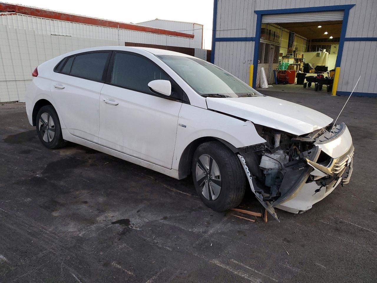 2019 Hyundai Ioniq Blue - Фото 4