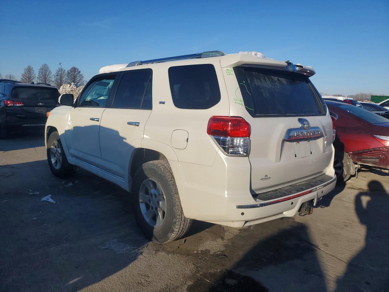 2013 Toyota 4Runner Sr5 - Фото 2