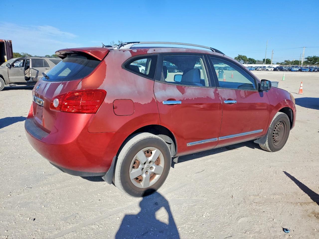 2014 Nissan Rogue Select S - Фото 3