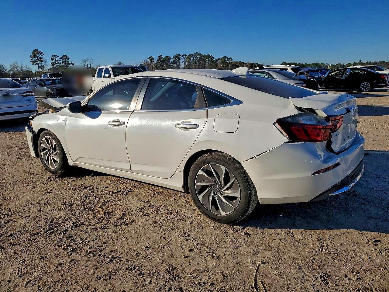 2019 Honda Insight Touring - Фото 2
