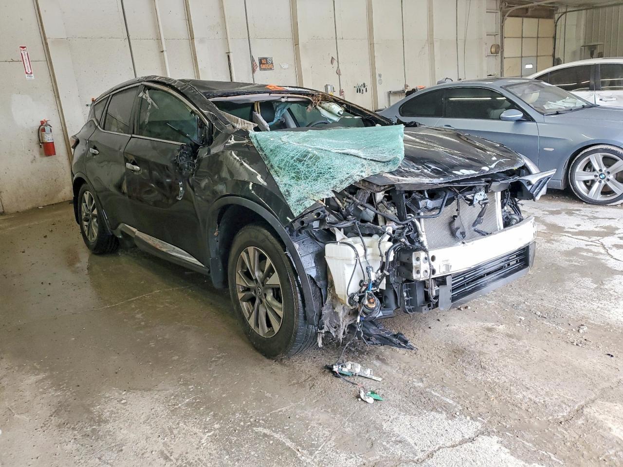 2016 Nissan Murano S - Фото 4