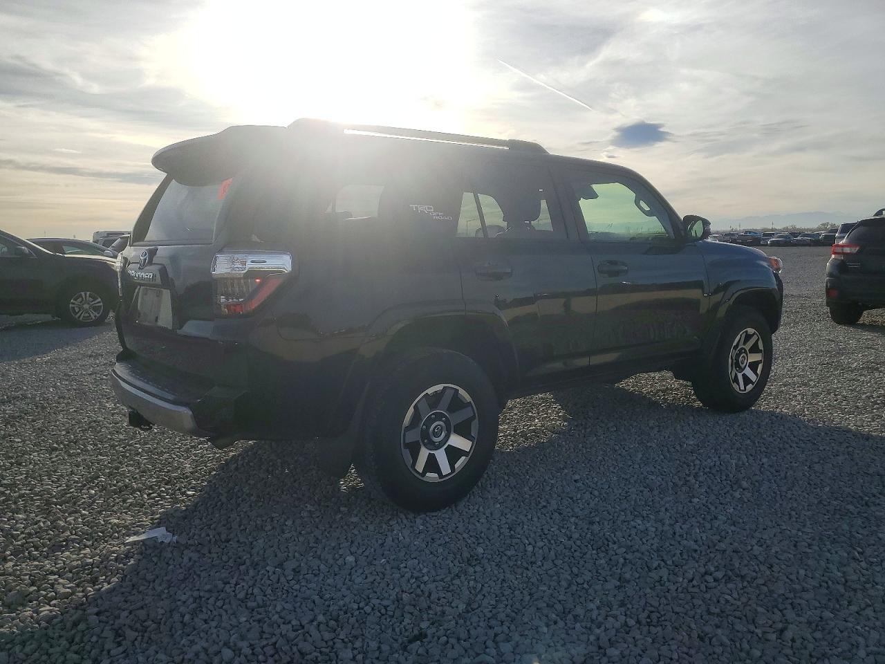 2020 Toyota 4Runner Trd Off-Road Premium - Фото 3