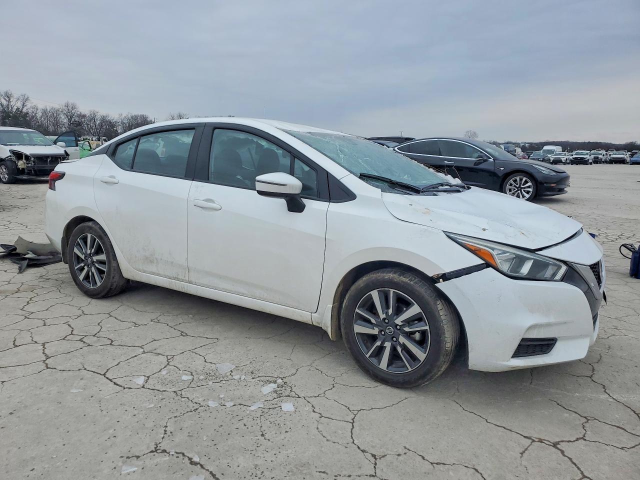 2021 Nissan Versa Sv - Image 4