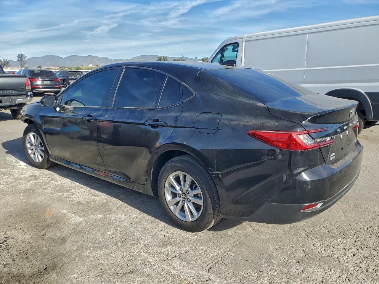 2025 Toyota Camry Xse - Image 2