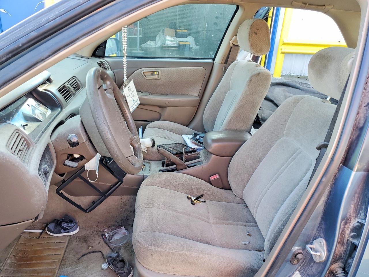 2000 Toyota Camry Ce - Фото 7