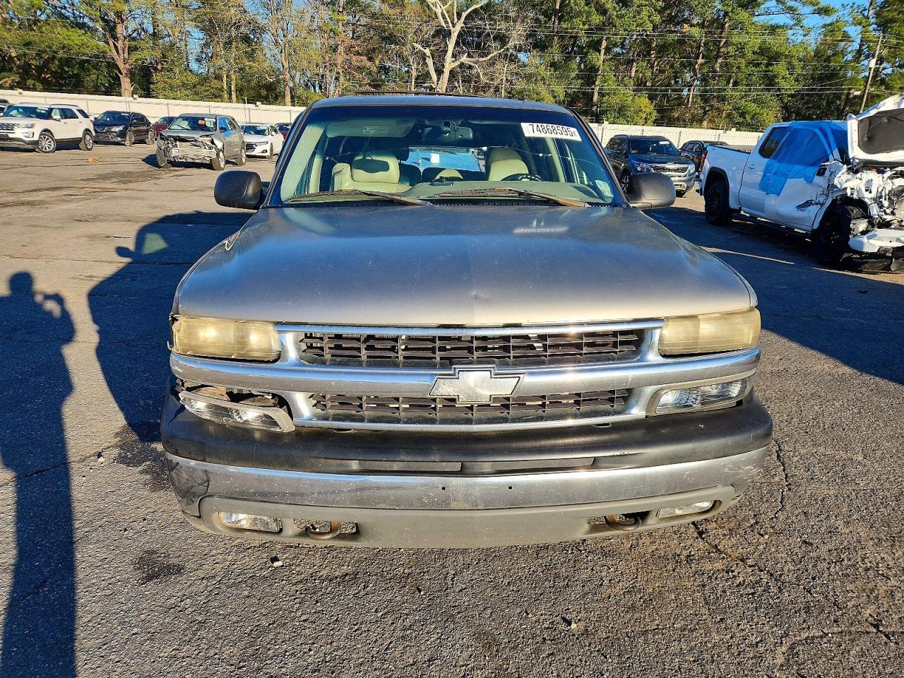 2002 Chevrolet Tahoe C1500 - Image 5