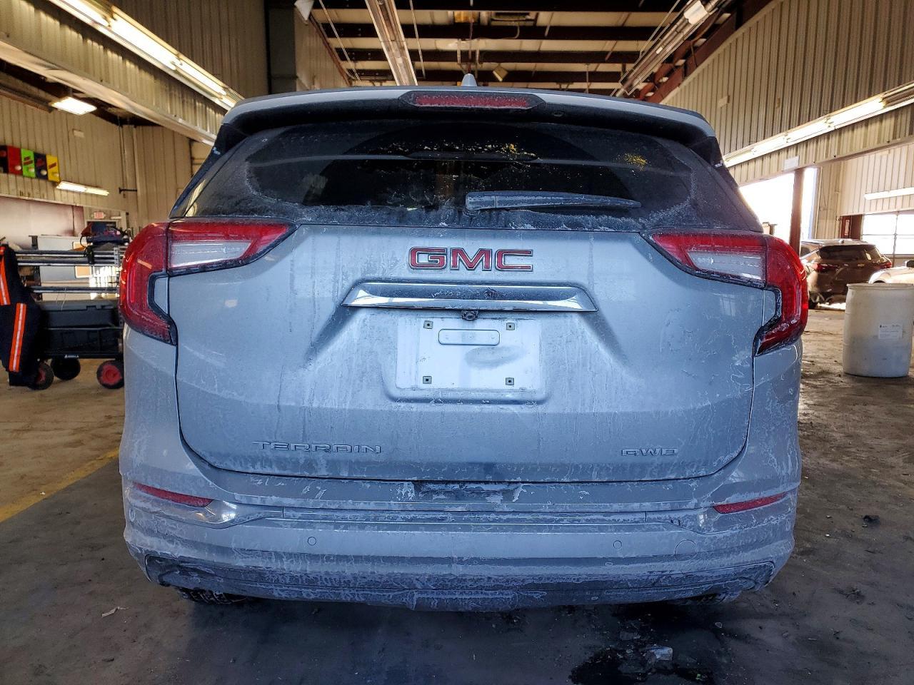2022 GMC Terrain Denali - Фото 6