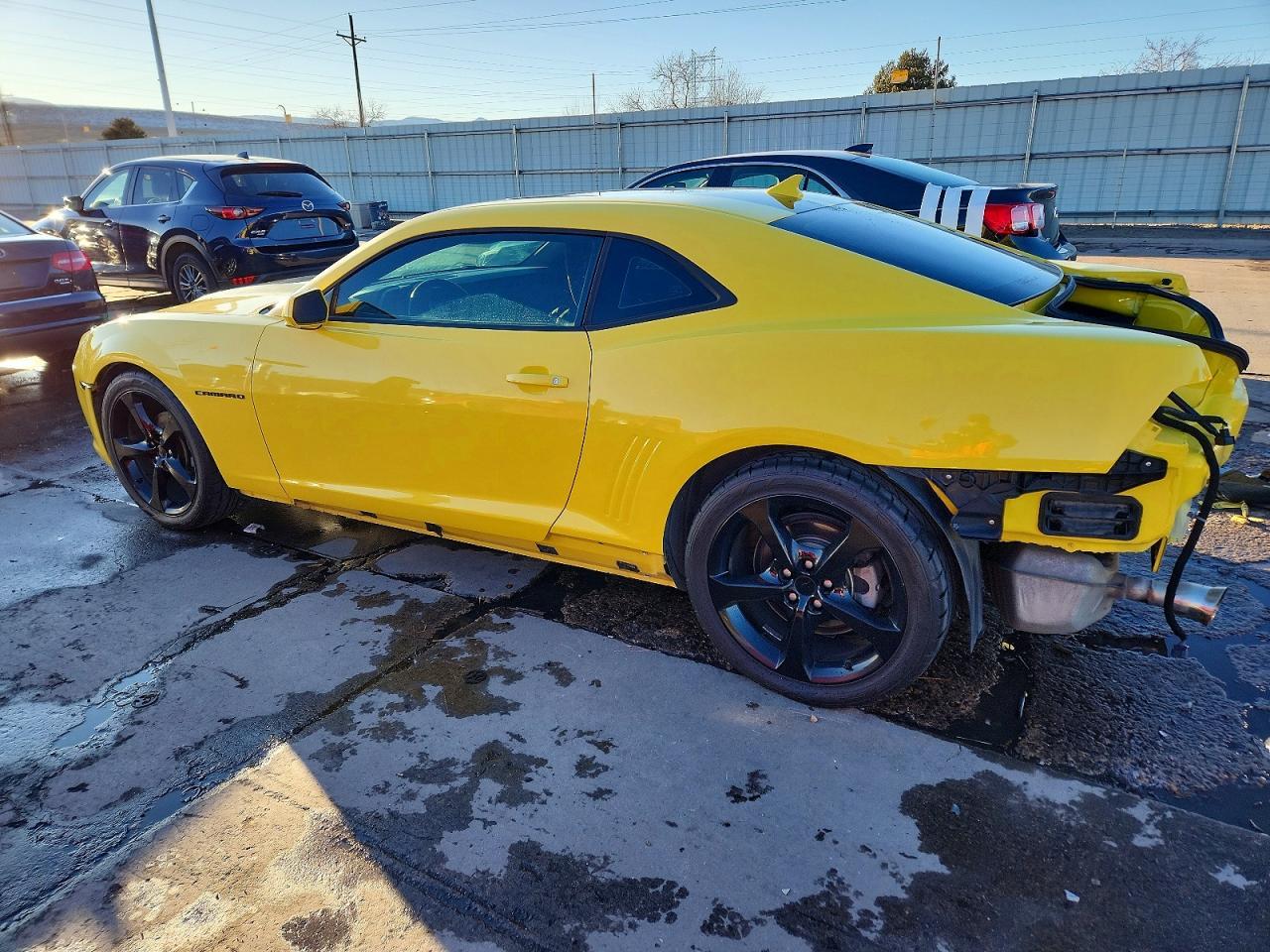 2015 Chevrolet Camaro Lt - Image 2