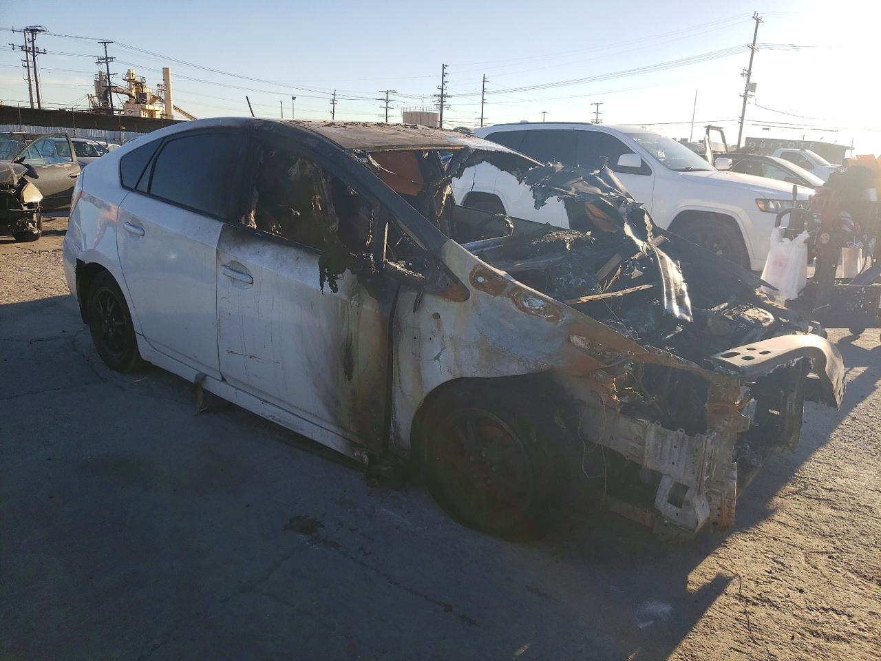 2013 Toyota Prius - Фото 4