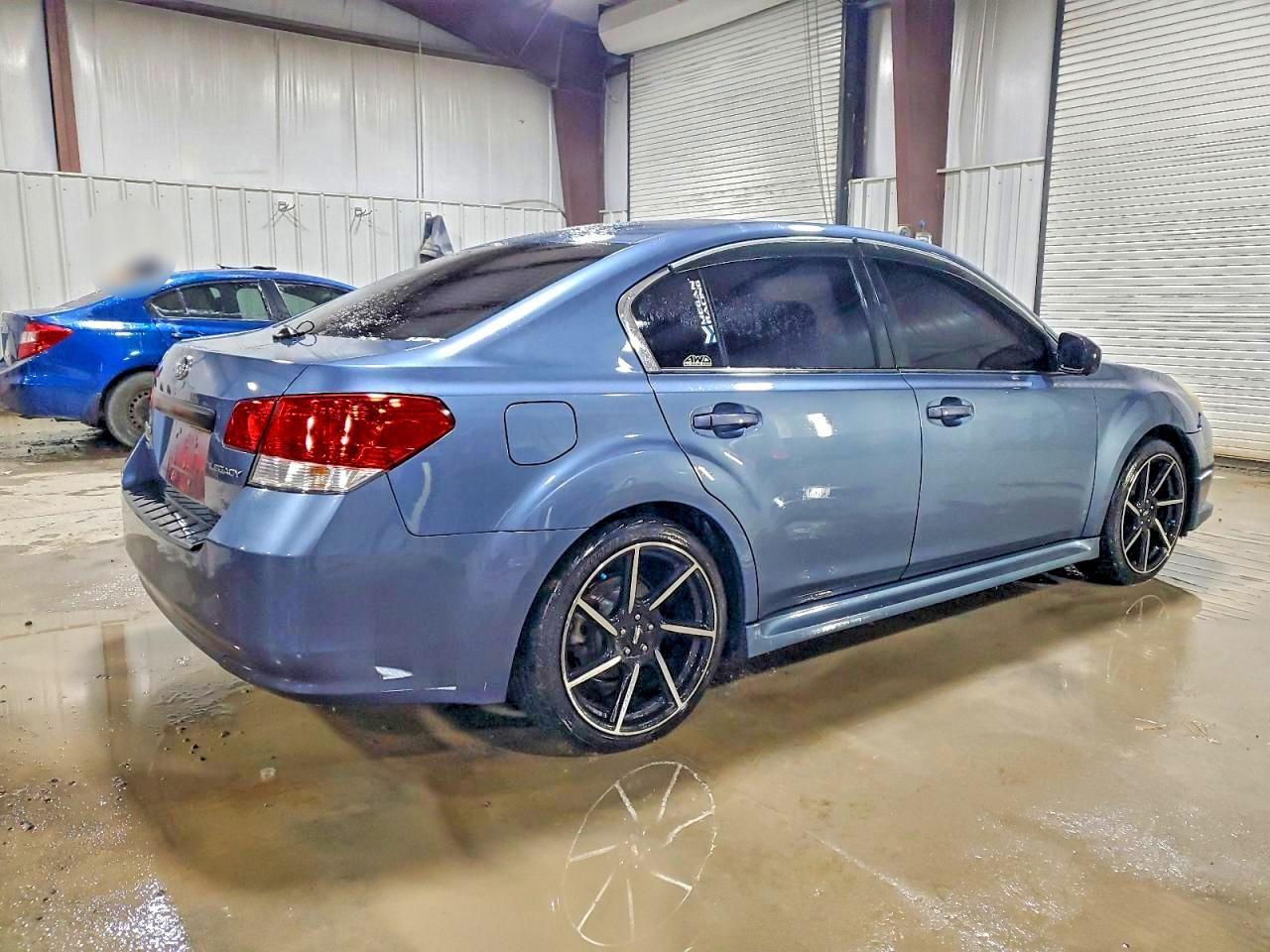 2013 Subaru Legacy 2.5I Premium - Image 3