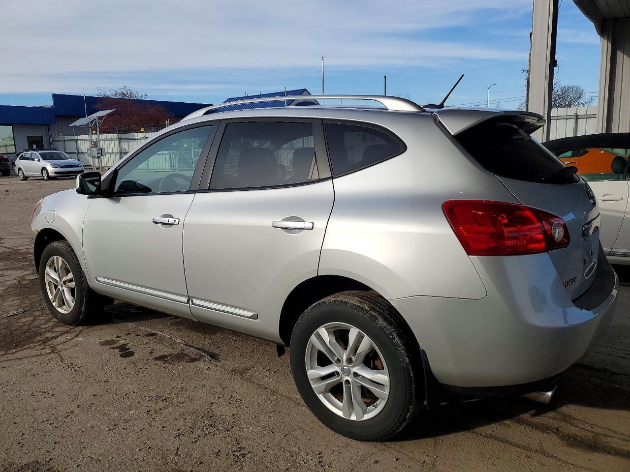 2012 Nissan Rogue S - Фото 2