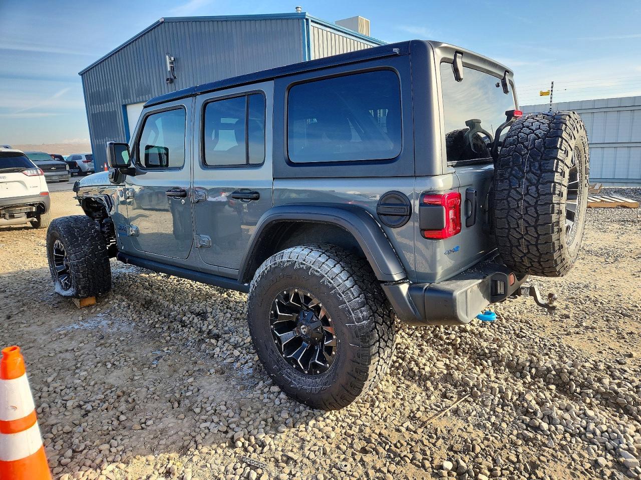 2023 Jeep Wrangler Rubicon 4Xe - Фото 2