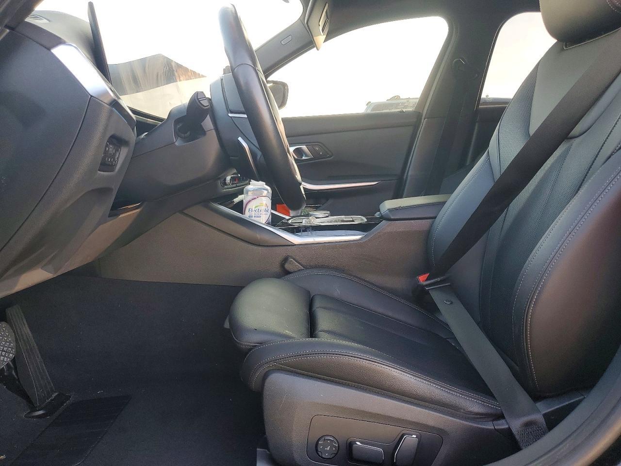 2024 BMW 330Xi - Фото 7