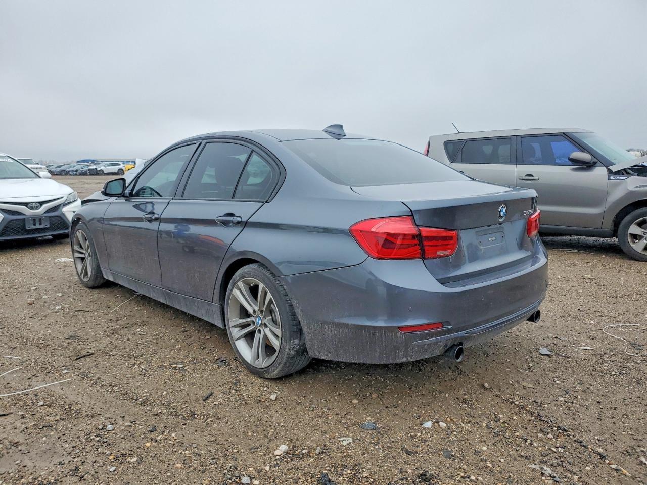 2012 BMW 335 I - Image 2