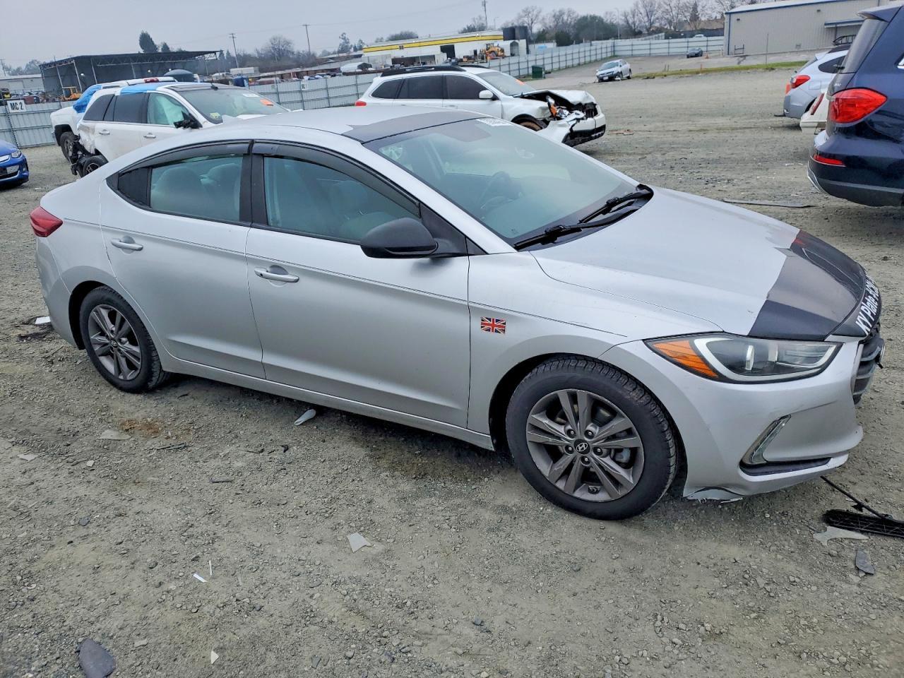 2017 Hyundai Elantra Se - Фото 4