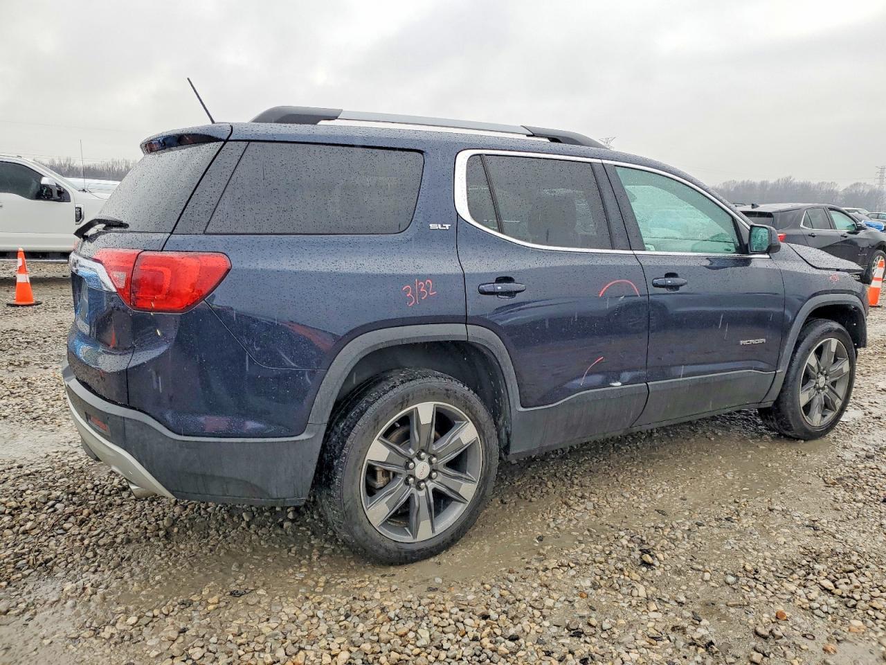 2017 GMC Acadia Slt-2 - Image 3