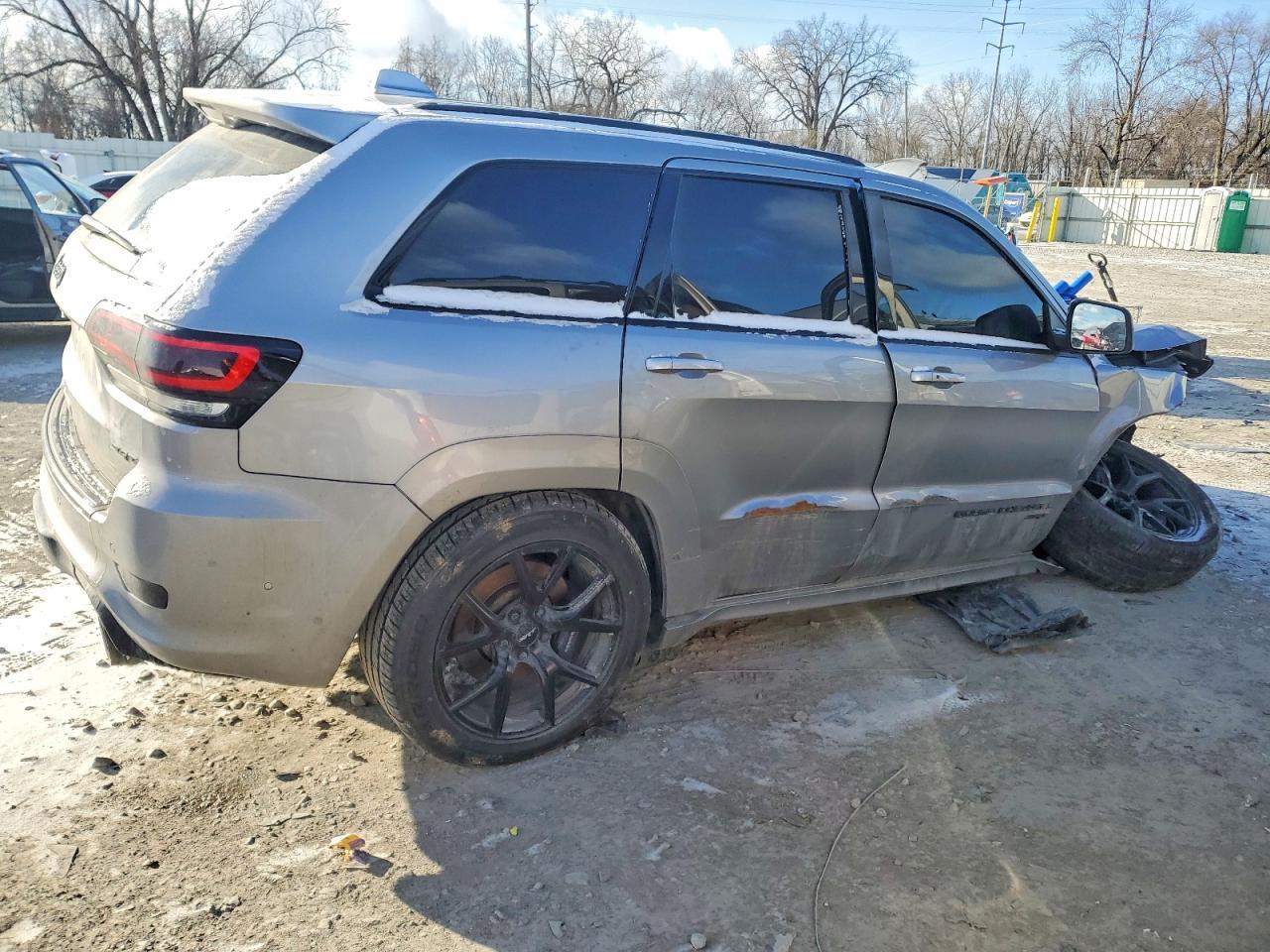2020 Jeep Grand Cherokee Srt-8 - Image 3